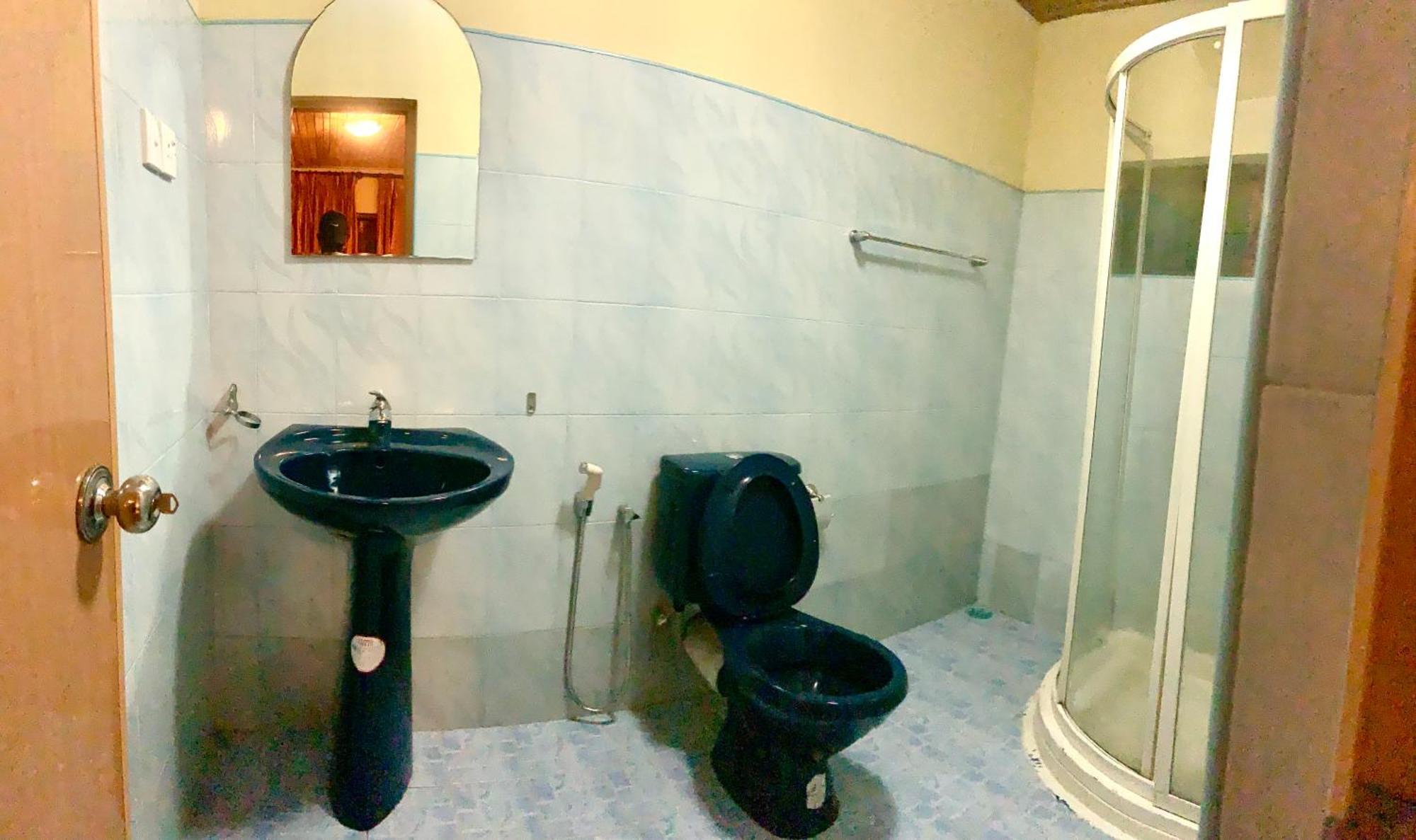 نوفارا إيلِيا Golden King Cottage المظهر الخارجي الصورة
